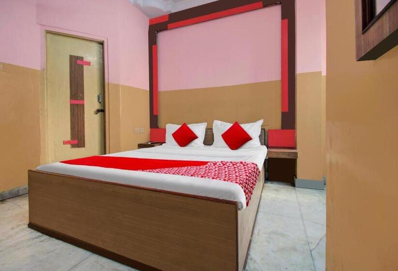 三人经典房间, Oyo Hotel Sanwariya Palace