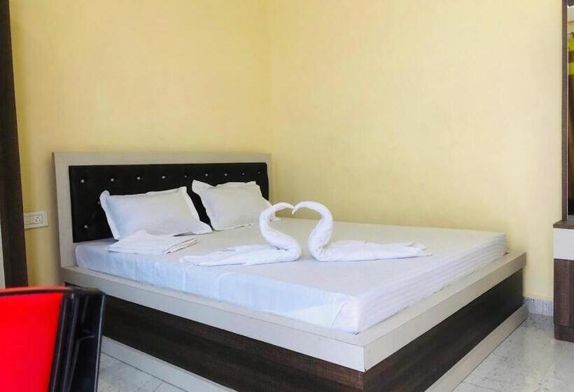 スタンダードルーム, Tropicana Beach Resort, Mandarmani