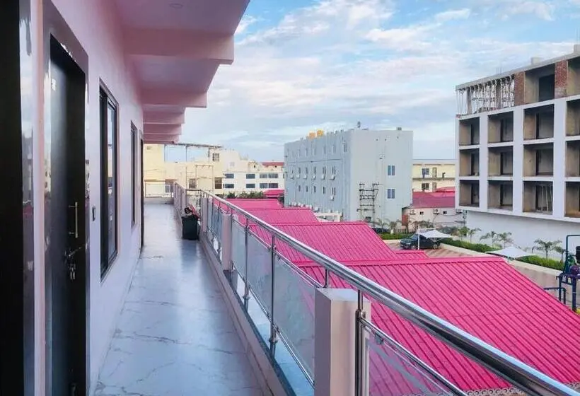 Standard-huone Allasnäkymä, Tropicana Beach Resort, Mandarmani