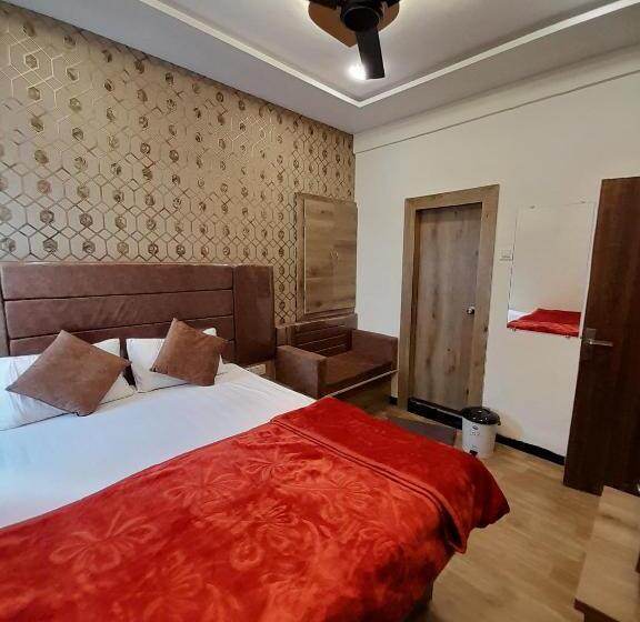 이코노미 룸, U2 Hotel Wizard Palace