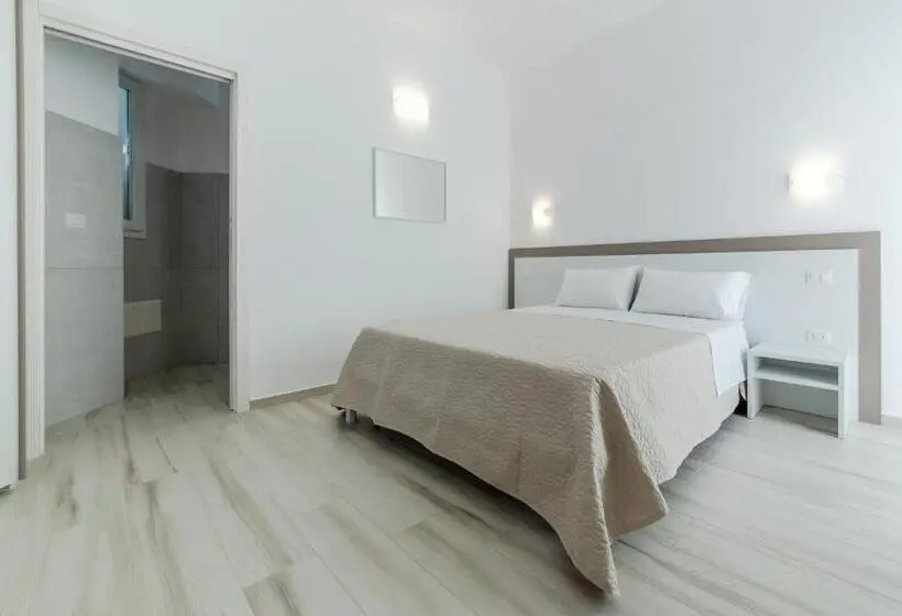 اتاق خانوادگی, B&b Sole