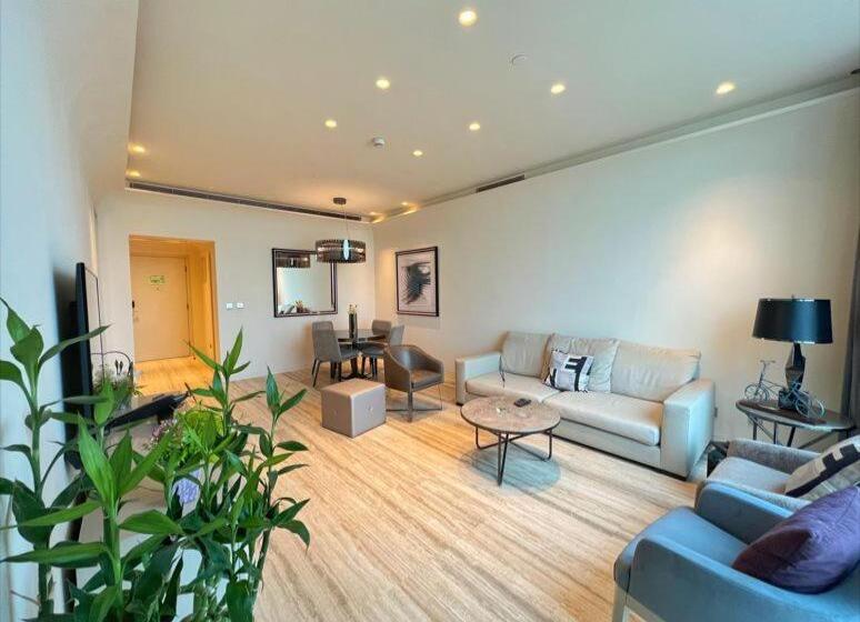 דירת שני חדרים, برج داماك الرياض Damac Towers Riyadh