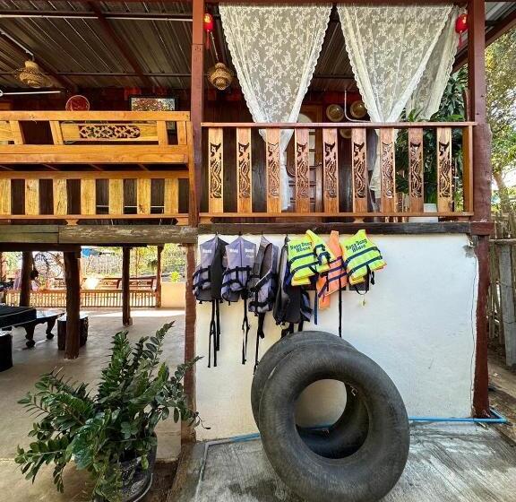 Дом 1 Спальня, พาราไดซ์รีสอร์ต สังขละบุรี Paradise Resort At Sangkhlaburi
