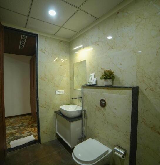 Chambre Supérieure, Hari Vilaas Enclave