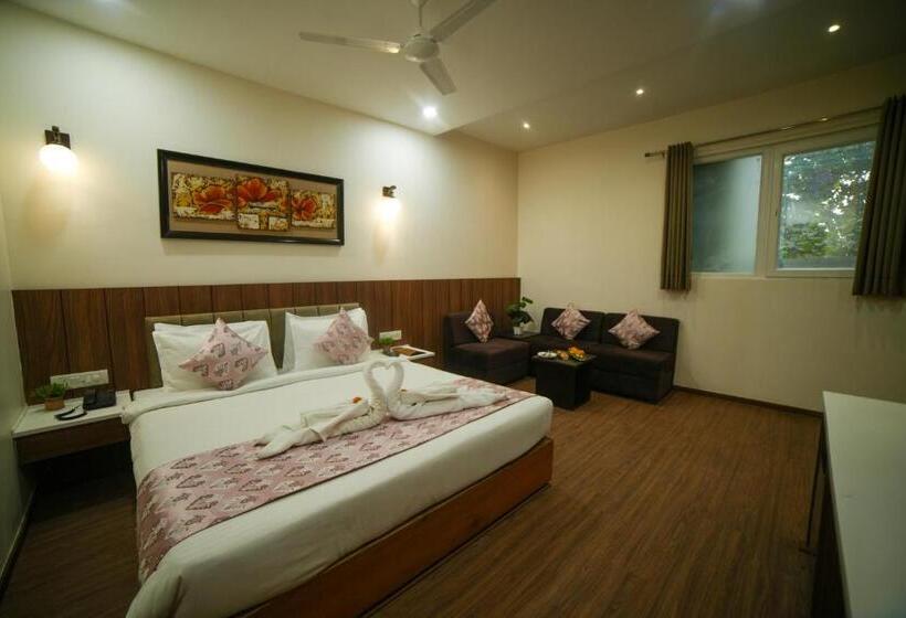 Chambre Supérieure, Hari Vilaas Enclave