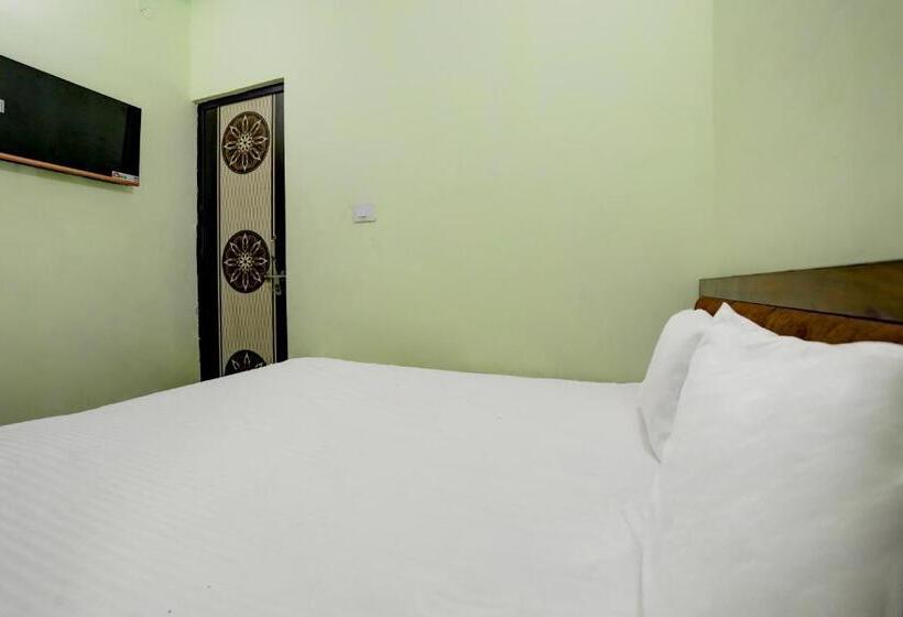 트리플 클래식 룸, Oyo 81443 Dosto Ki Dhadkan