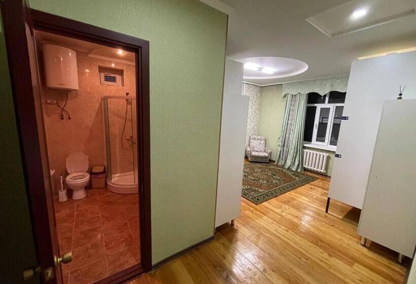 تختخواب در اتاق مشترک, Novo Hostel