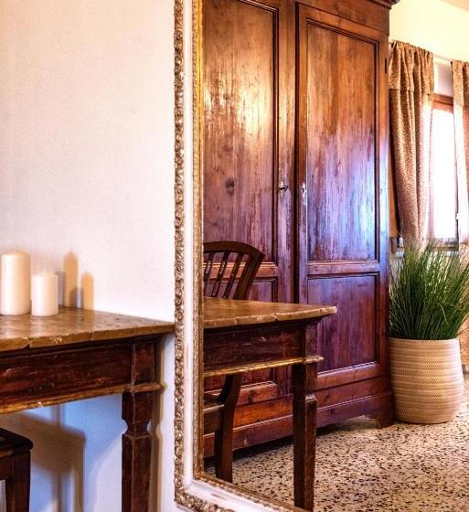 غرفة قياسية ثلاثية, Camere 4 Stagioni Agriturismo Vialto