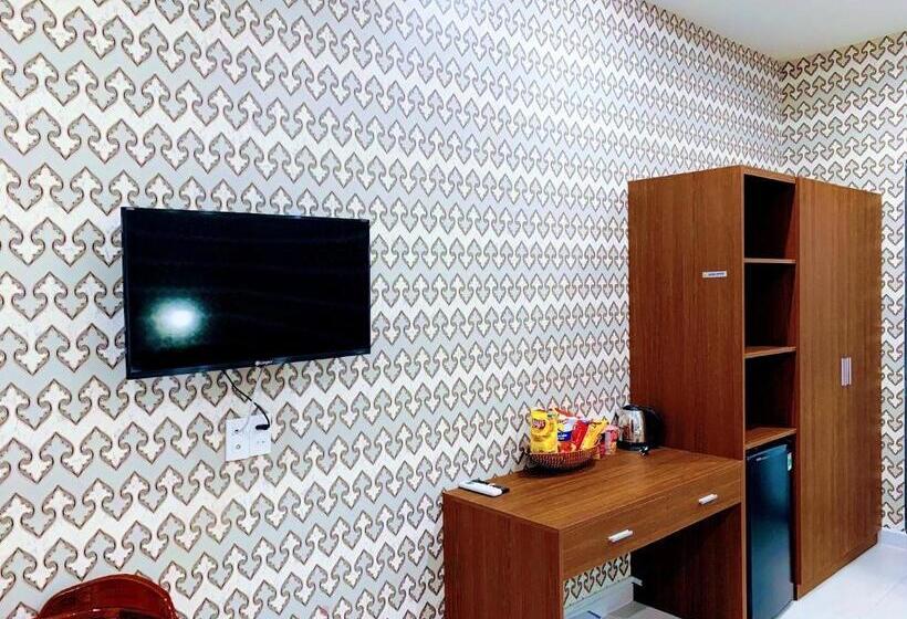 اتاق استاندارد, Ngọc Mai