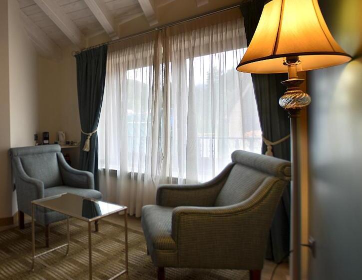 带大床的套房, Picos de Europa Suites and Rooms