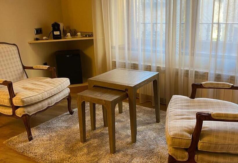 Люкс Кровать Кинг, Picos de Europa Suites and Rooms
