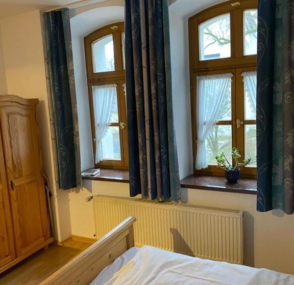 Номер Стандарт, Schlossschänke Friedenfels