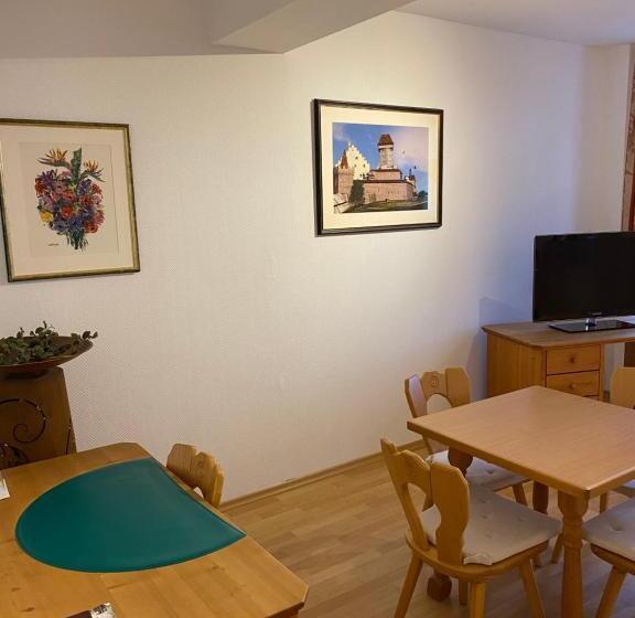 Номер Superior, Schlossschänke Friedenfels