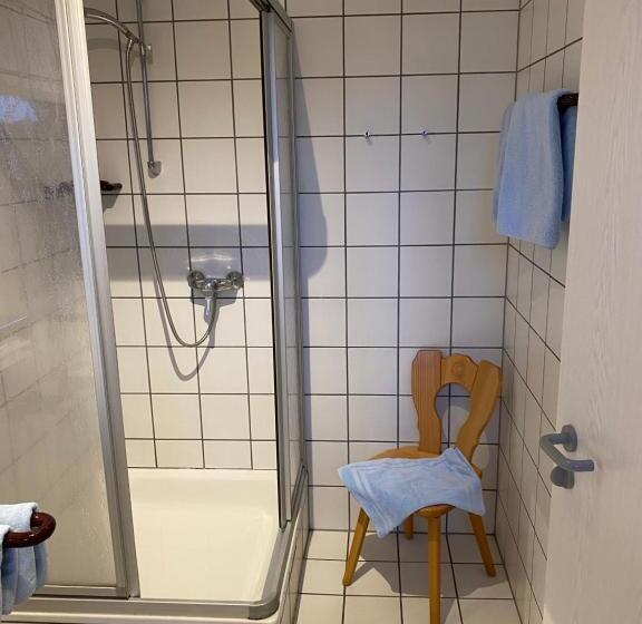 Семейный Номер, Schlossschänke Friedenfels