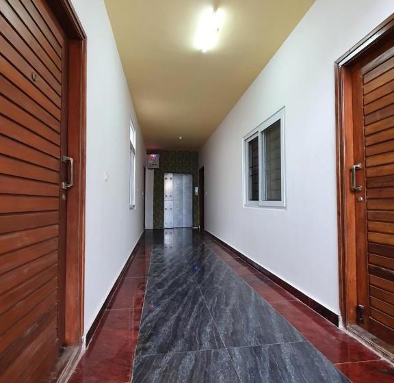 Апартаменты 3 Спальни, Octave The Suites