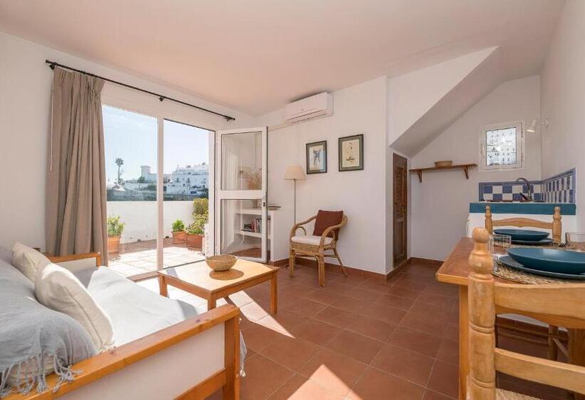 إستوديو قياسى مطل على البحر, La Galbana Vejer