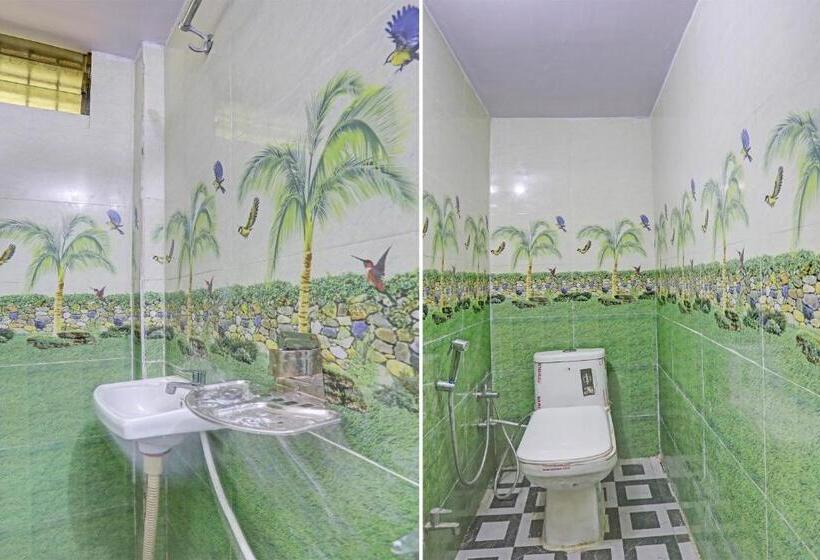 חדר קלאסי לשלושה, Oyo Mayur Hotel & Guest House