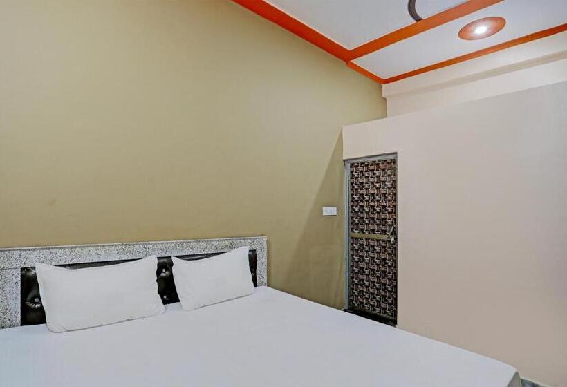 חדר קלאסי לשלושה, Oyo Mayur Hotel & Guest House