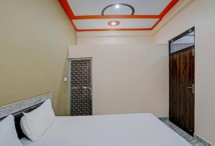 トリプルクラシックルーム, Oyo Mayur Hotel & Guest House