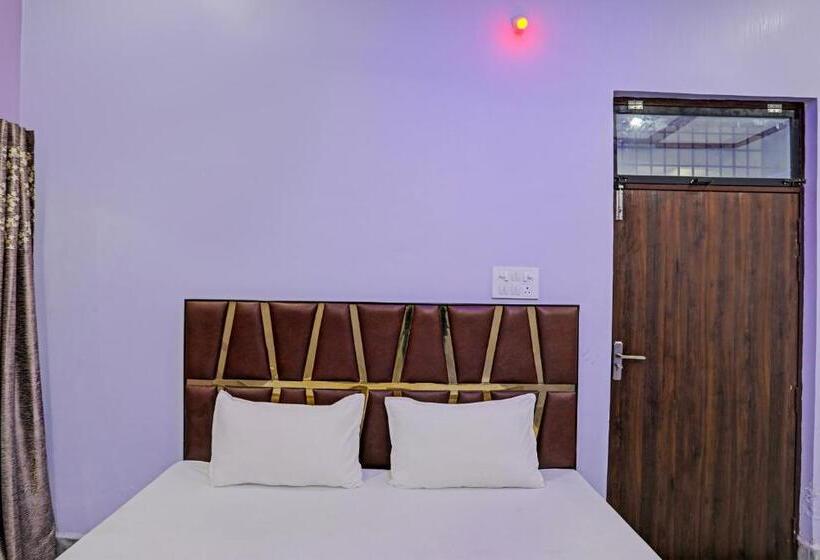 חדר קלאסי לשלושה, Oyo Mayur Hotel & Guest House