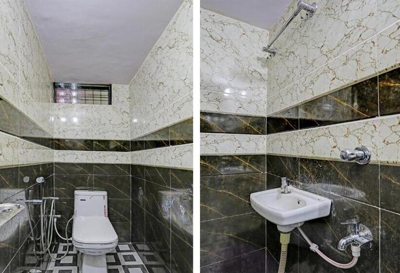 חדר דלוקס לשלושה, Oyo Mayur Hotel & Guest House