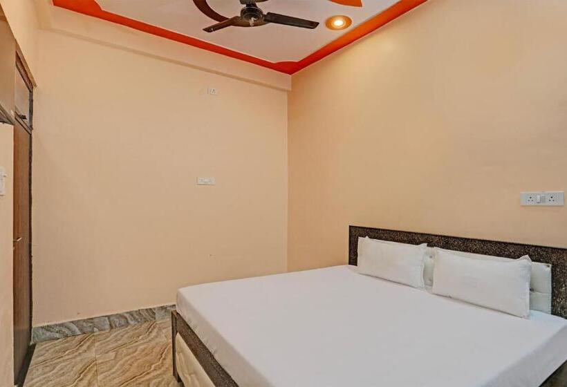 חדר דלוקס לשלושה, Oyo Mayur Hotel & Guest House