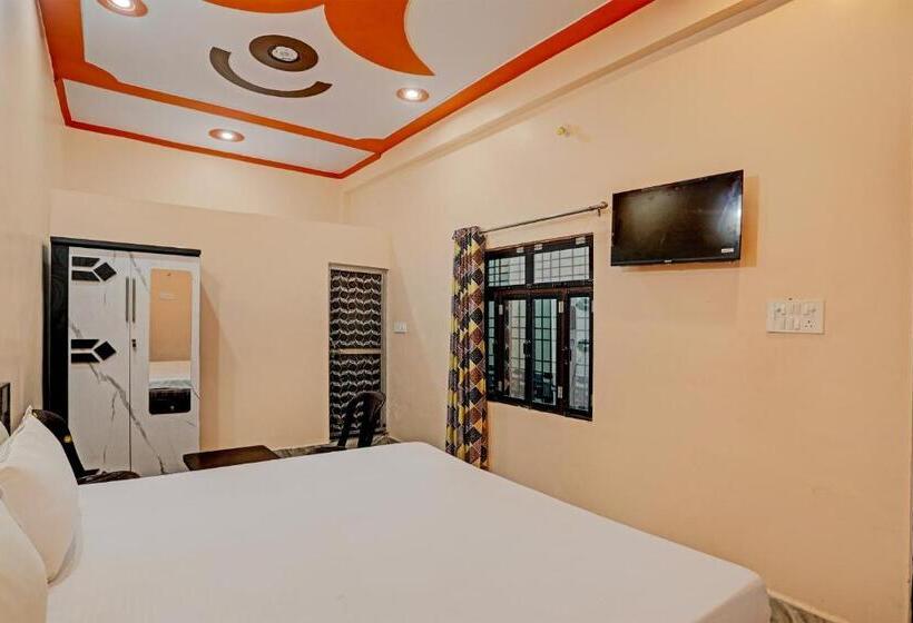 デラックストリプルルーム, Oyo Mayur Hotel & Guest House