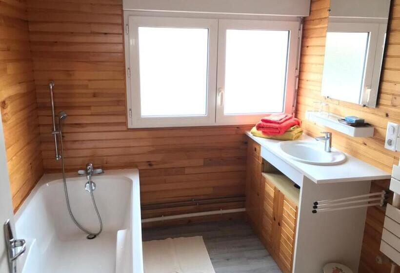 Номер Стандарт Вид на Сад, La Pause Vélo Gite D étape