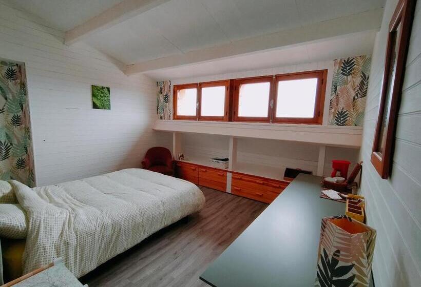 Номер Стандарт Вид на Сад, La Pause Vélo Gite D étape