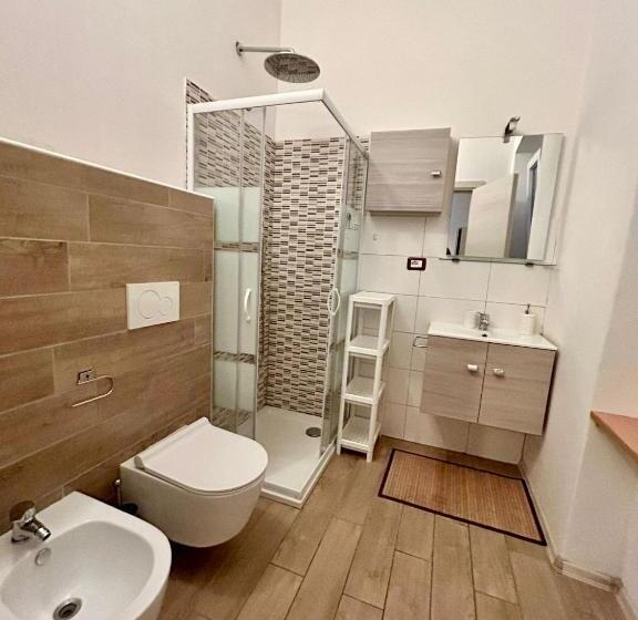 اتاق استاندارد سه نفره, Residence Zar 4