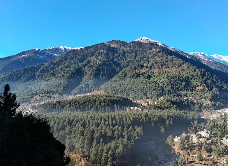 اتاق استاندارد با بالکن, Joginihills Premium Rooms Manali