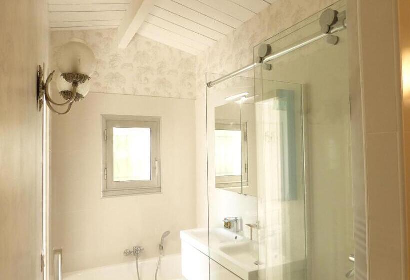 اتاق استاندارد با چشمانداز دریا, Chambre Bed And Breakfast Dans La Villa Cypra