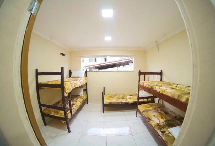 Bed in Shared Room with Shared Bathroom, Guarazin Hostel