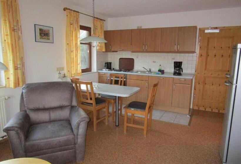 Апартаменты 1 Спальня с Балконом, Bauernhofpension Büchsenschütz