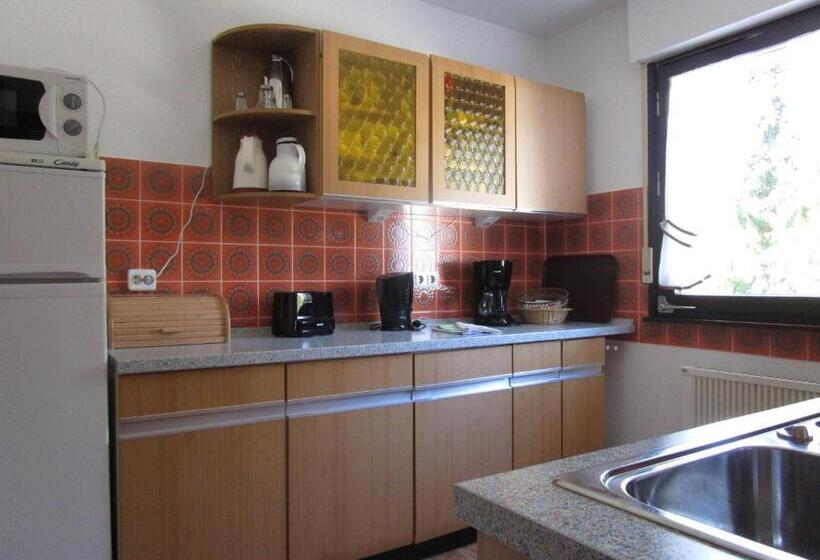 Дом 4 Спальни, Bauernhofpension Büchsenschütz