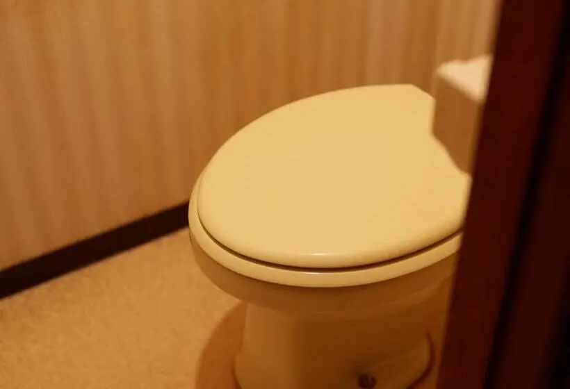 Standard Neljän Hengen Huone Jaettu Kylpyhuone, Hayamasou