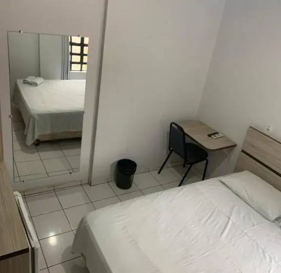 Chambre Standard, Premier