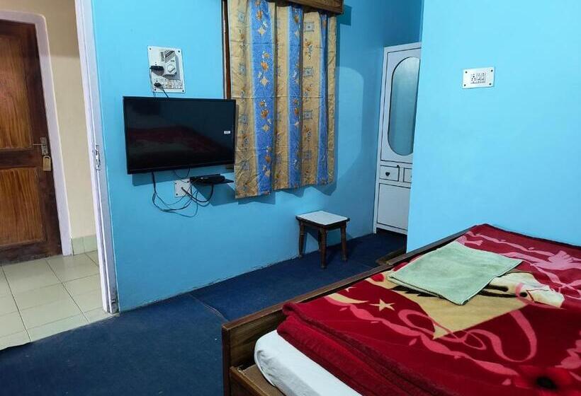 豪华房间, Shivom