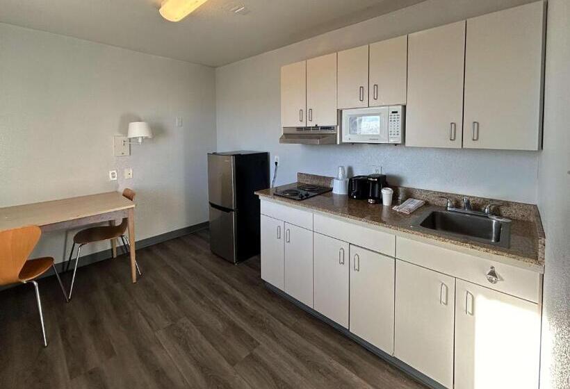 غرفة قياسية رباعية, Studio 6 Lubbock, Tx