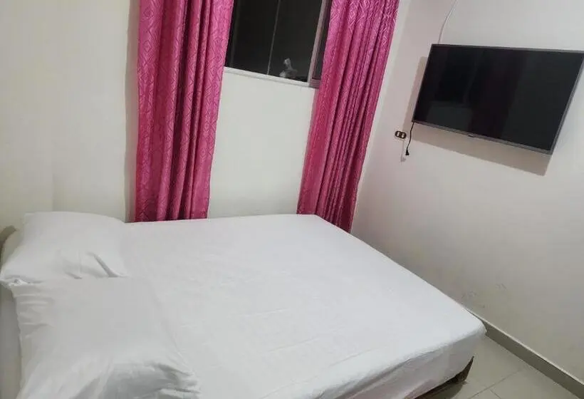 バス共有のスタンダードルーム, Hostal Shelter La Perla   San Luis, Antioquia, Colombia