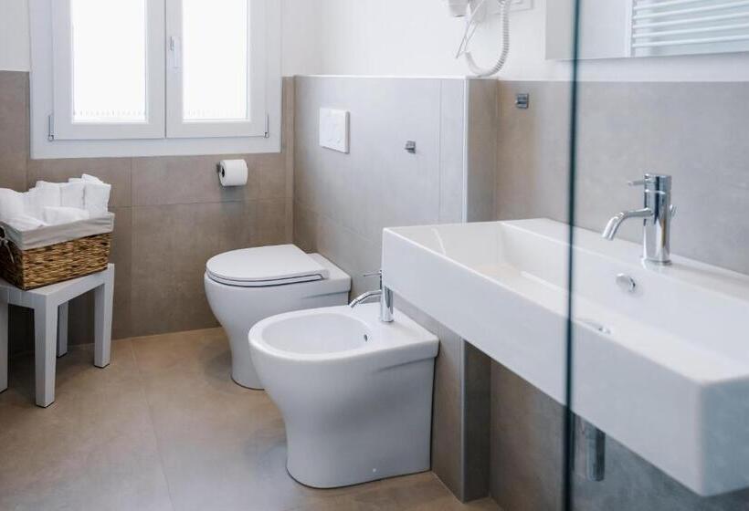 غرفة سوبيريور مطلة على المدينة, Lamì Room & Apartment