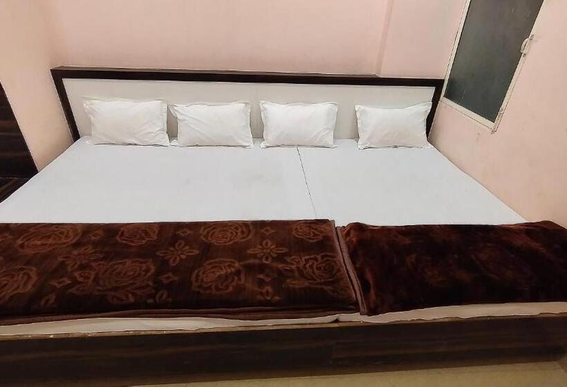 ファミリールーム, Shree Govindam Guest House