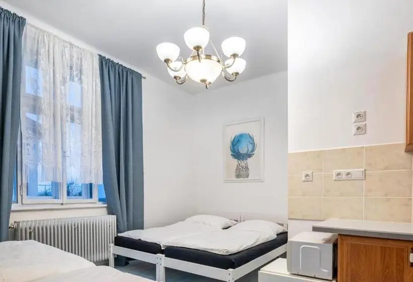 Huoneisto 1 Makuuhuone, Vila Opočno