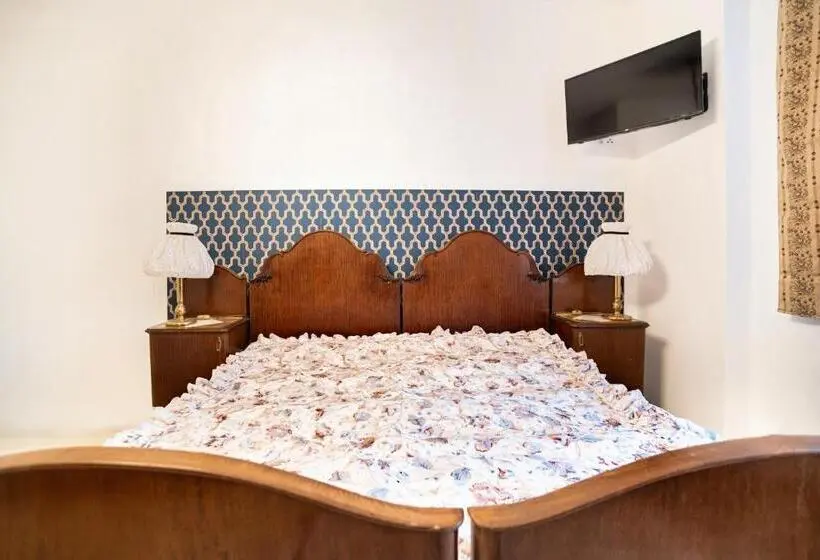 Deluxe-huone, Vila Opočno
