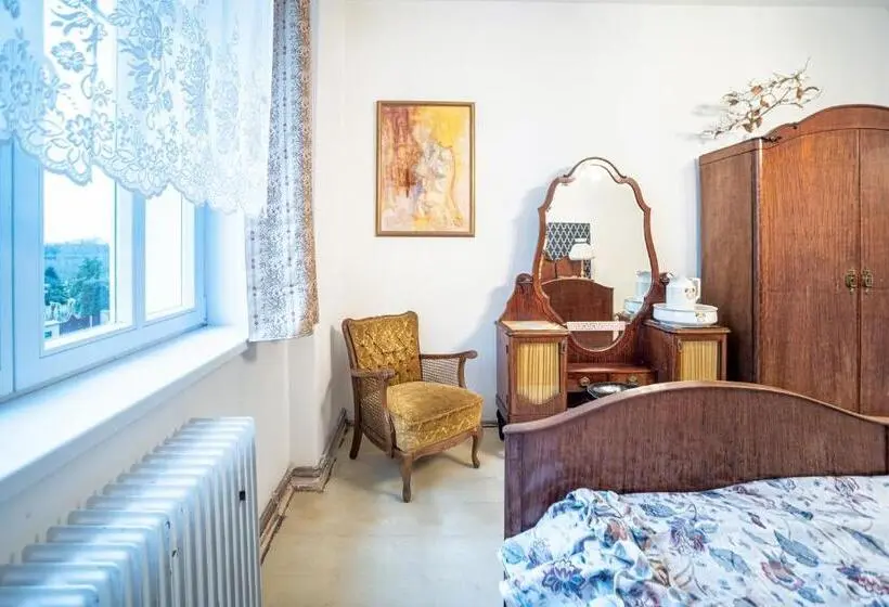 Deluxe-huone, Vila Opočno