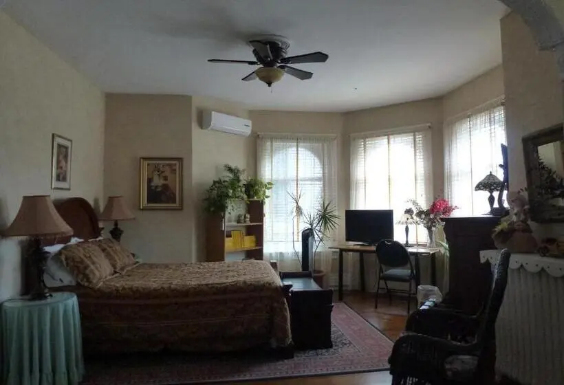 ガーデンビュースタンダードルーム, Auberge King Edward Bed And Breakfast
