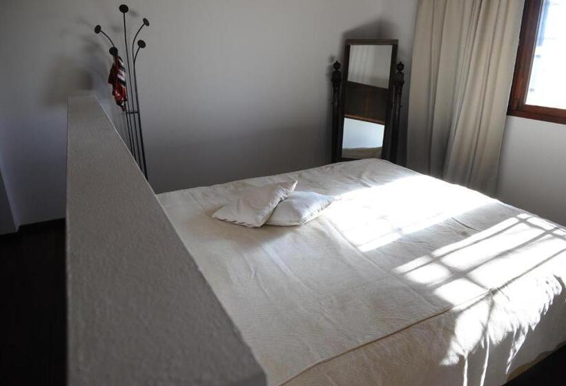 اتاق کلاسیک سه تخته, Giardino Di Rebecca