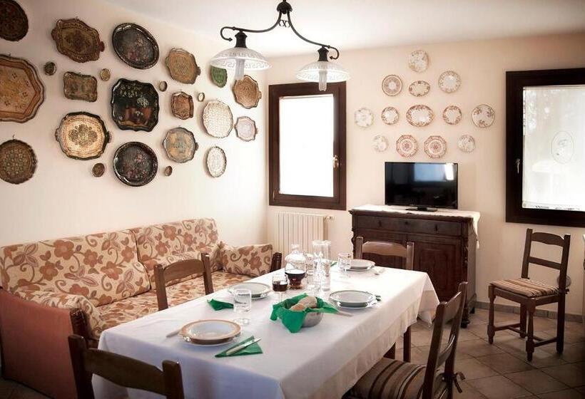 ドゥプレックスルーム, Agriturismo Forzello