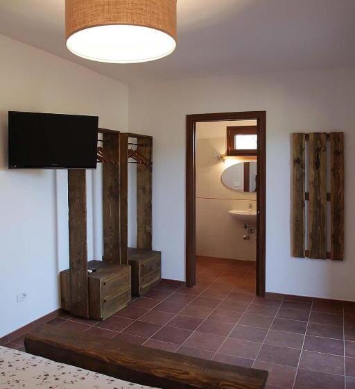 اتاق استاندارد, Bio Agriturismo Corte Degli Ulivi