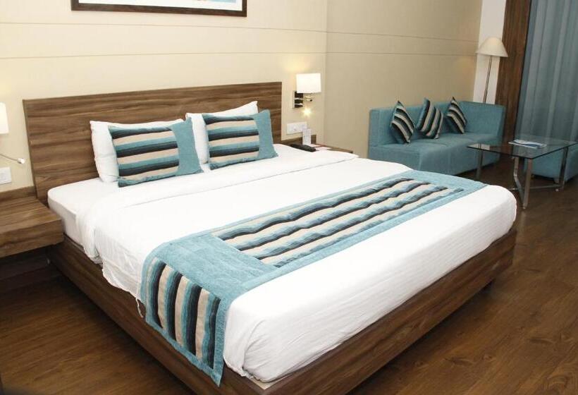 Номер Deluxe, K.c.cross Road